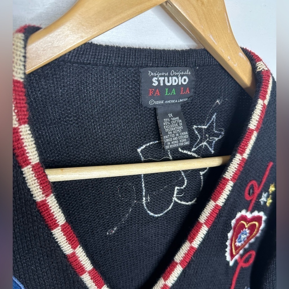 Vintage Studio Fa La La Embroidered Christmas Novelty Sweater Women's-Size 1X - Picture 4 of 8